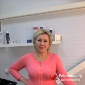 ГАЛИНА ПОНОМАРЕВА, 63 года